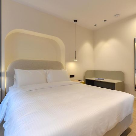 Zalo Urban Living Spaces อิโออันนินา ห้อง รูปภาพ