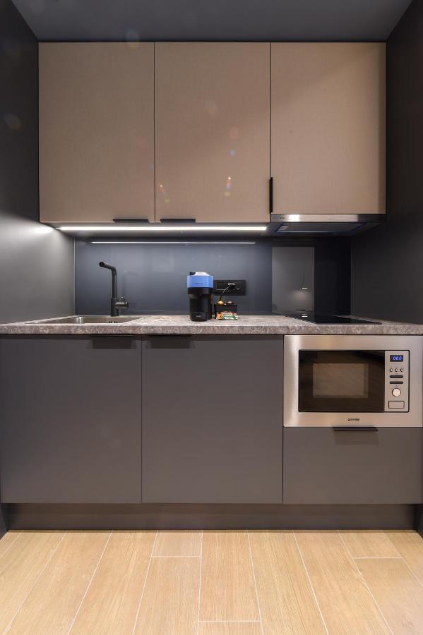 Zalo Urban Living Spaces อิโออันนินา ภายนอก รูปภาพ