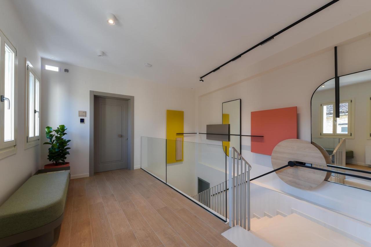 Zalo Urban Living Spaces อิโออันนินา ภายนอก รูปภาพ