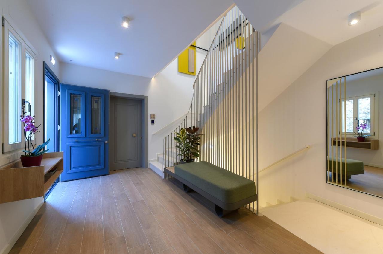 Zalo Urban Living Spaces อิโออันนินา ภายนอก รูปภาพ
